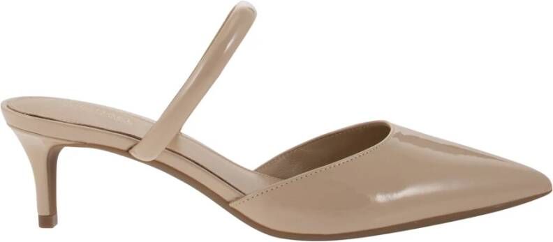 Michael Kors Jessa Glanzende Leren Sandalen Beige Dames