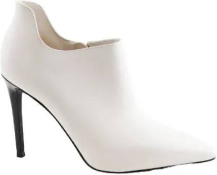 Michael Kors Pre-owned Leather heels White Dames