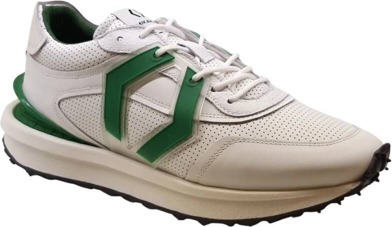 Mikakus Barcelona Witte sportschoenen met groene demping en spikes rubberen zool White Heren