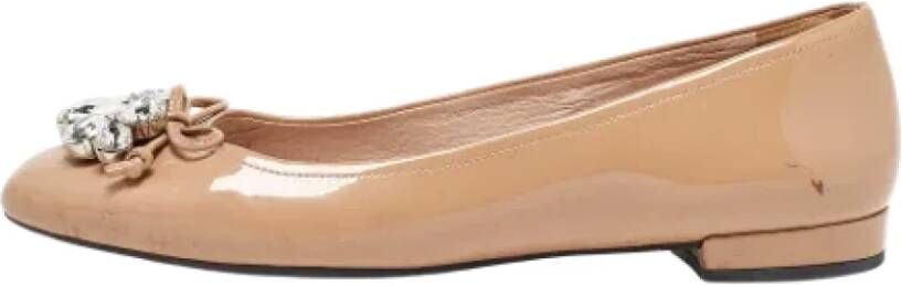 Miu Pre-owned Leather flats Beige Dames