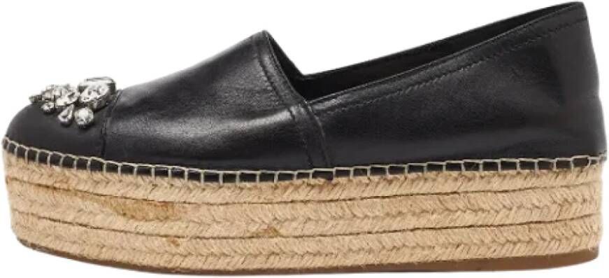 Miu Pre-owned Leather flats Black Dames