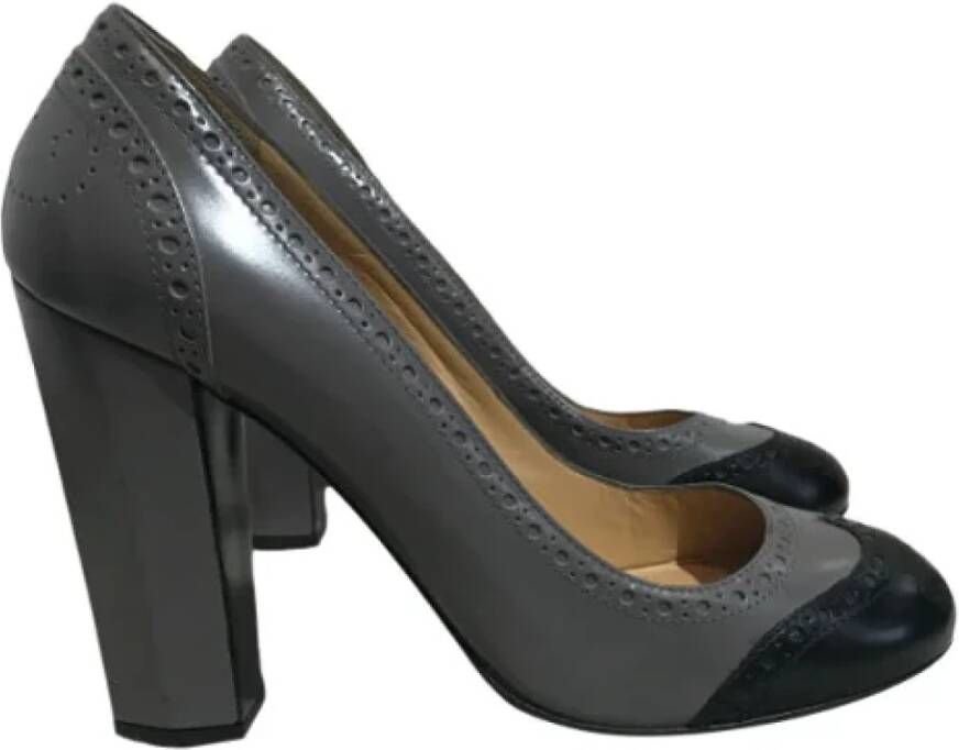 Miu Pre-owned Leather heels Gray Dames