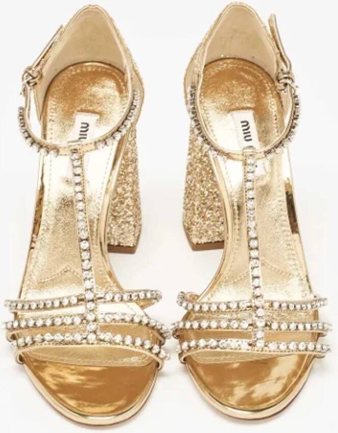 Miu Pre-owned Leather sandals Yellow Dames