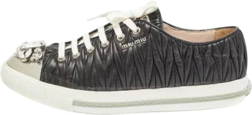 Miu Pre-owned Leather sneakers Black Dames