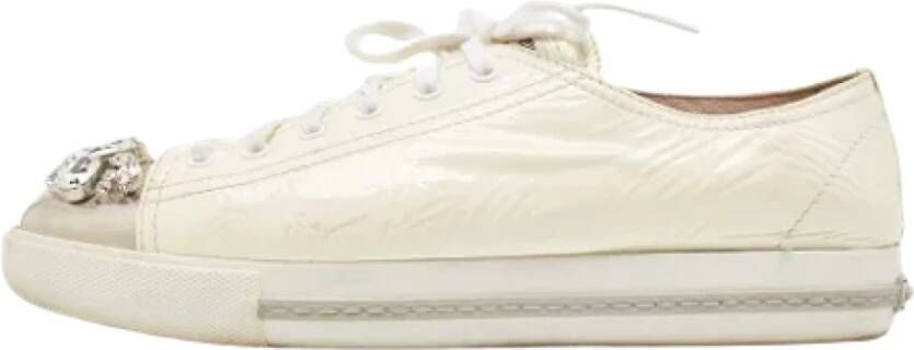 Miu Pre-owned Leather sneakers White Dames