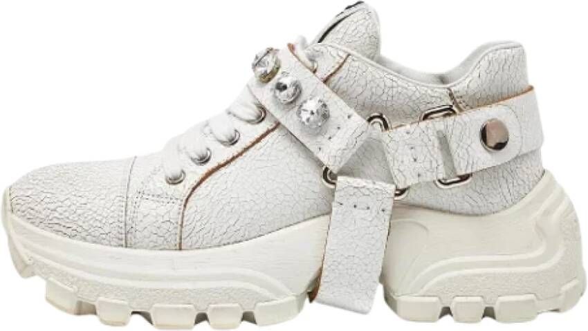 Miu Pre-owned Leather sneakers White Dames