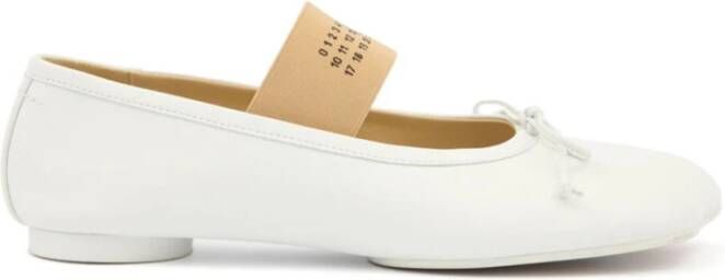 MM6 Maison Margiela Witte platte schoenen vetersluiting eendenteen White Dames