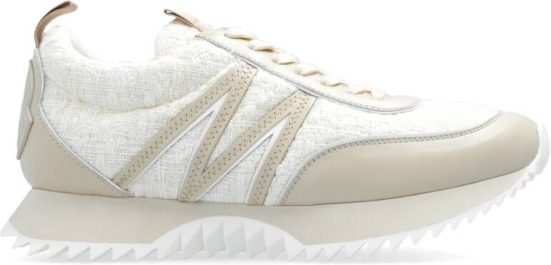 Moncler Stijlvolle Sneakers met Vetersluiting Beige Dames