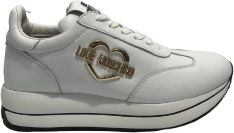 Love Moschino Witte platte schoenen met metalen logo White Dames