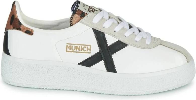 Munich Scarpe sneakers mod. Barru Sky Ds21Mu01 8295046 Wit Dames