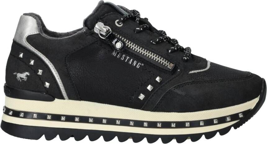 Mustang Chunky Sneaker met Zilveren Studs Black Dames