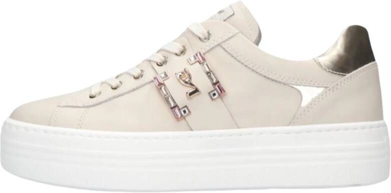 Nerogiardini Beige Lage Sneakers met Goudkleurige Accenten Beige Dames