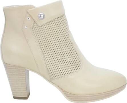 Nerogiardini Laarzen met hakken Beige Dames