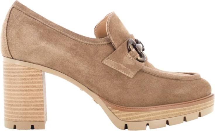 Nerogiardini Klassieke Dames Loafer Hakken Beige Dames