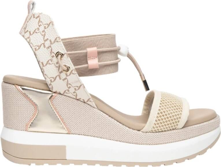 Nerogiardini Sandals Beige Dames