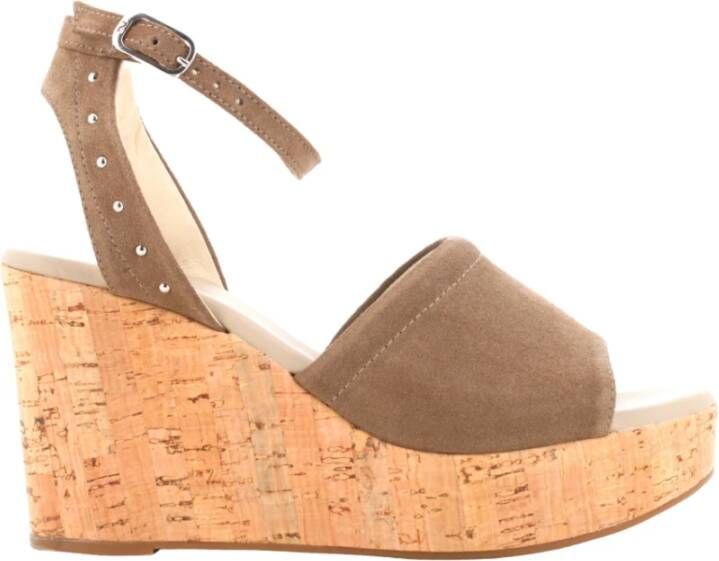 Nerogiardini Leren sleehak sandalen voor vrouwen Brown Dames