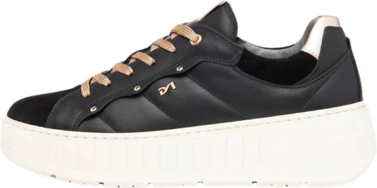 Nerogiardini Stijlvolle vetersneakers met gouden accenten Black Dames