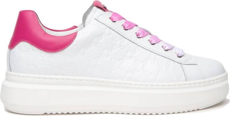 Nerogiardini Witte Sneakers E409913D Stijlvol Ontwerp Multicolor Dames