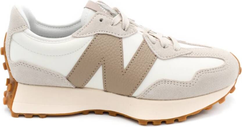 New Balance Beige Sneakers Elegante en Comfortabele Pasvorm Beige Unisex