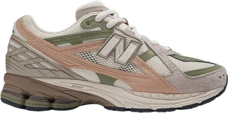 New Balance Beige Sneakers met Suède Details Multicolor Heren