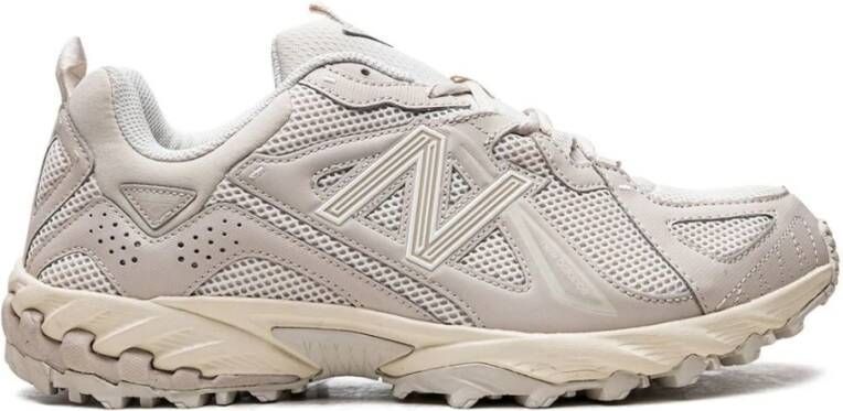 New Balance Grijze 610T Sneakers Logo Applicatie Rubberen Zool Beige Dames