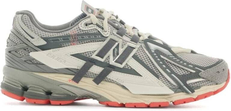 New Balance Grijze Sneakers met Dikke Zool Gray Heren