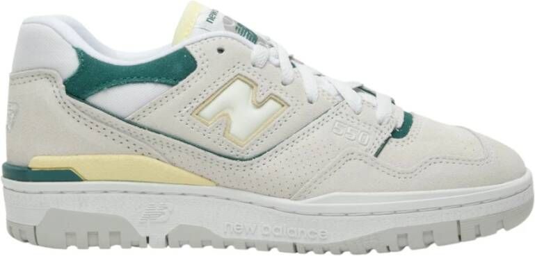 New Balance Groene Platte Sneakers 550 Geïnspireerd door jaren 80 en 90 Basketbalmodellen Green Dames