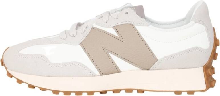 New Balance Beige Sneakers Elegante en Comfortabele Pasvorm Beige Unisex