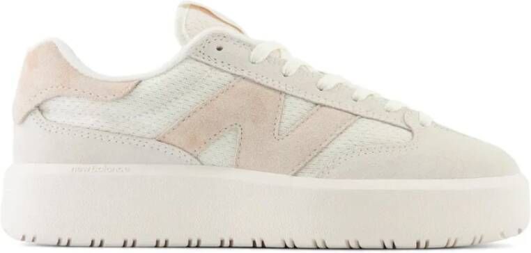 New Balance Roze Sneakers Leer Vetersluiting Beige Dames