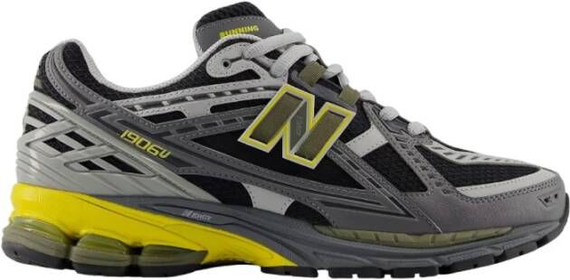 New Balance Stijlvolle Sneakers voor Mannen Gray Heren