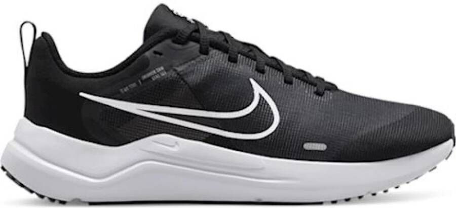 Nike Ademende Mesh Sneakers Zwart Dames