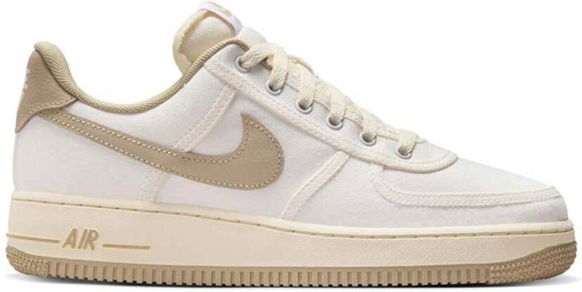 Nike Air Force 1 '07 Sneakers Beige Dames