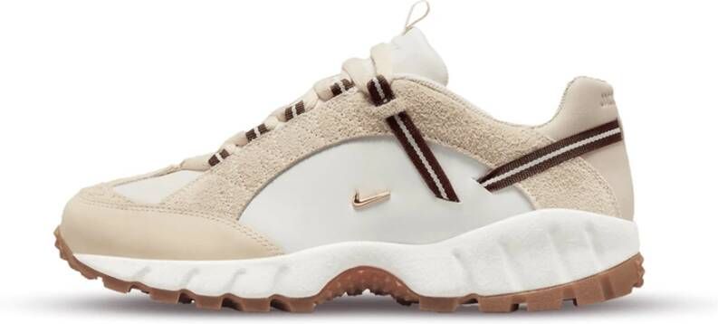 Nike "Jacquemus Beige Sneakers voor Vrouwen" Beige Dames