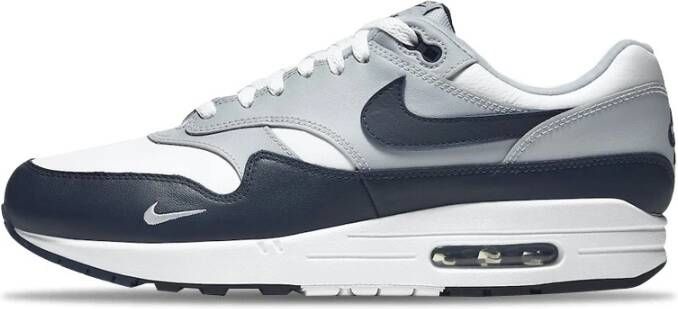 Nike Grijze leren Air Max 1 LV8 Blue Heren