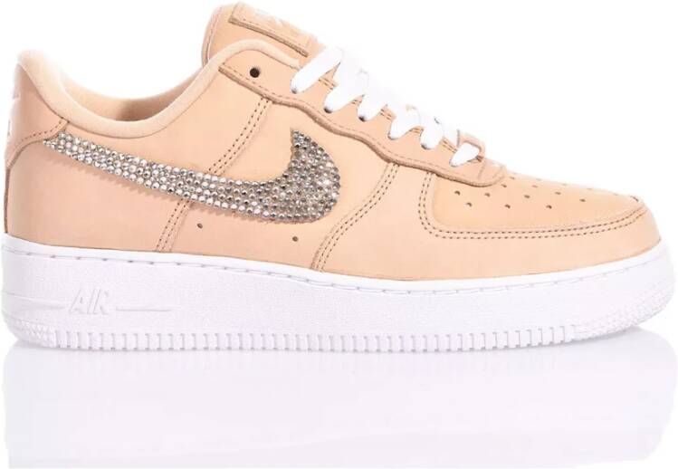 Nike Handgemaakte Beige Sneakers voor Vrouwen Beige Dames