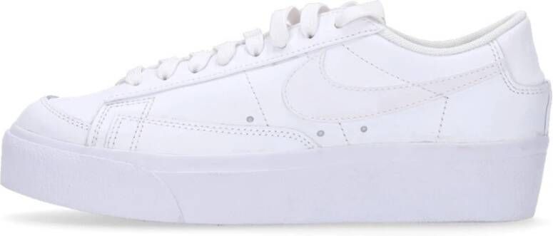 Nike Wmns Blazer Low Platform Basketball Schoenen white white black maat: 39 beschikbare maaten:37.5 38.5 39 40.5 36.5 42