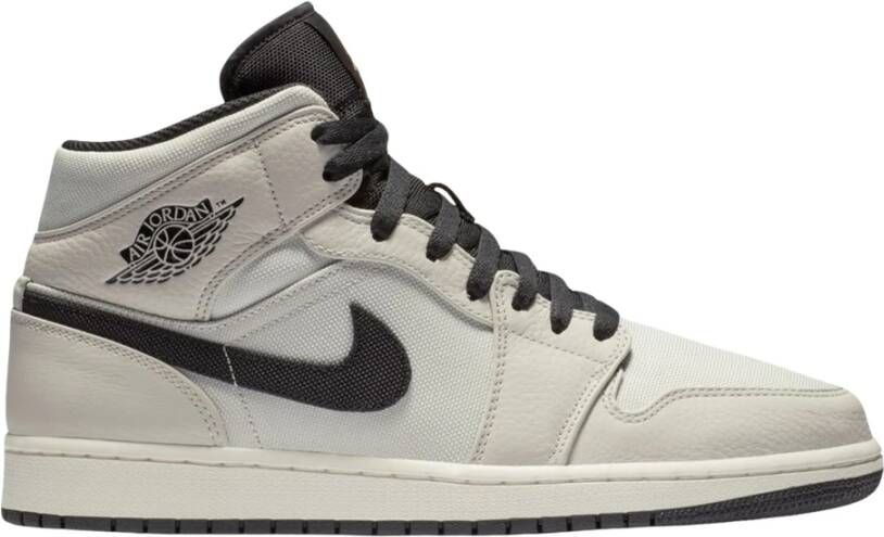 Nike Limited Edition Air Jordan 1 Mid Beige Heren