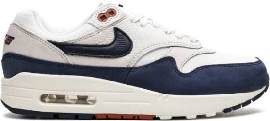 Nike LX Sneakers Licht Orewood Bruin Blue Dames