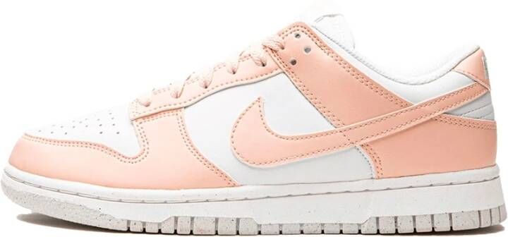 Nike "Pale Coral Dunk Low Sneakers" Roze Dames