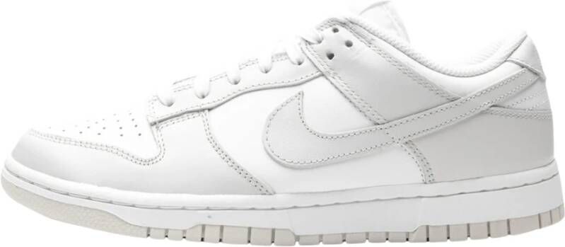 Nike Wmns Dunk Low Basketball Schoenen white photon dust white maat: 41 beschikbare maaten:37.5 38 39 40.5 36.5 41 42 - Foto 1