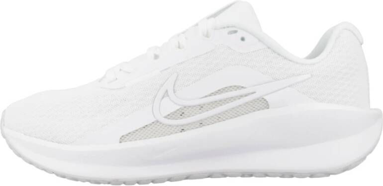 Nike Stijlvolle Sneakers voor Moderne Vrouwen White Dames