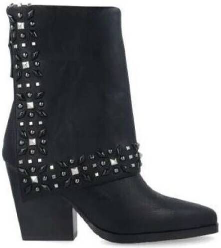 Noa Harmon Emilia Enkellaars met studs Black Dames