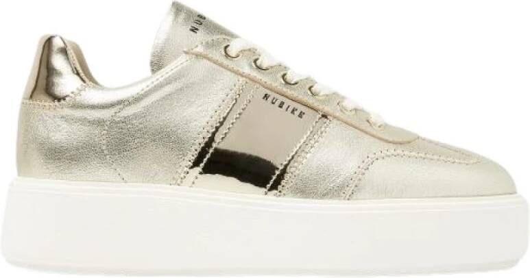 Nubikk Goud Metallic Wing Sneaker Yellow Dames