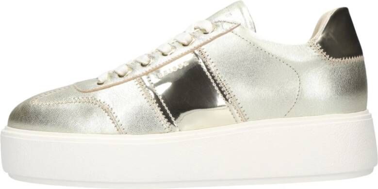 NUBIKK Lage Sneakers Dames Elise Wing Maat: 37 Materiaal: Leer Kleur: Goud