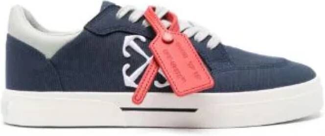 Off White Blauwe Vulcanized Sneakers met Arrow Motif Blue Heren