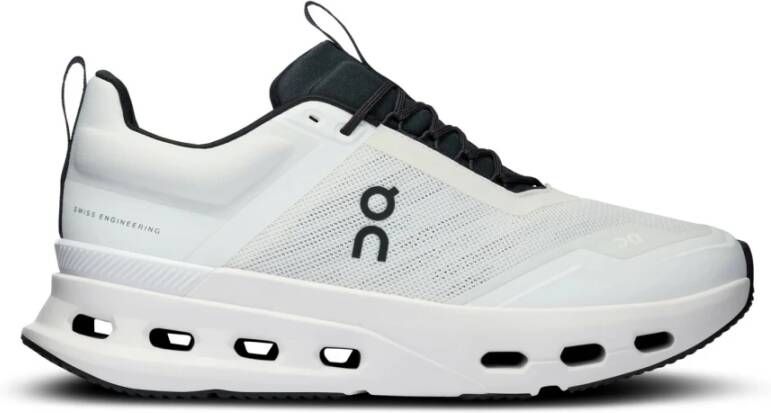 ON Running Cloudnova Witte Sneakers met uitzonderlijke grip White Dames