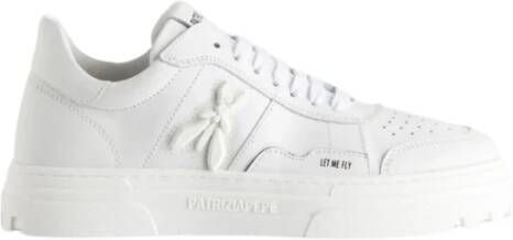 PATRIZIA PEPE Urban Leren Sneakers met Iconisch Logo White Dames