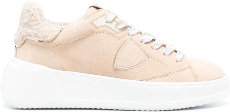 Philippe Model Beige Sneakers met Faux-Shearling Trim Beige Dames