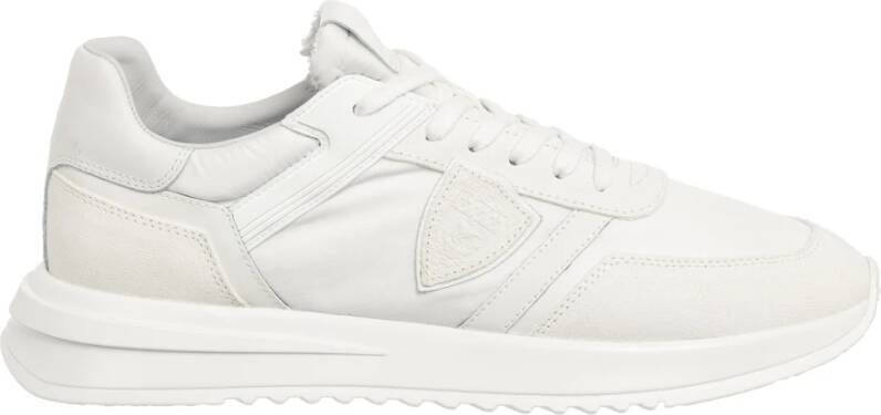 Philippe Model Eenvoudige Sneakers met Vetersluiting White Heren