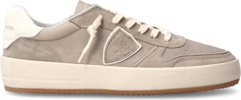 Philippe Model Grijze Sneakers met Geperforeerde Neus Gray Heren